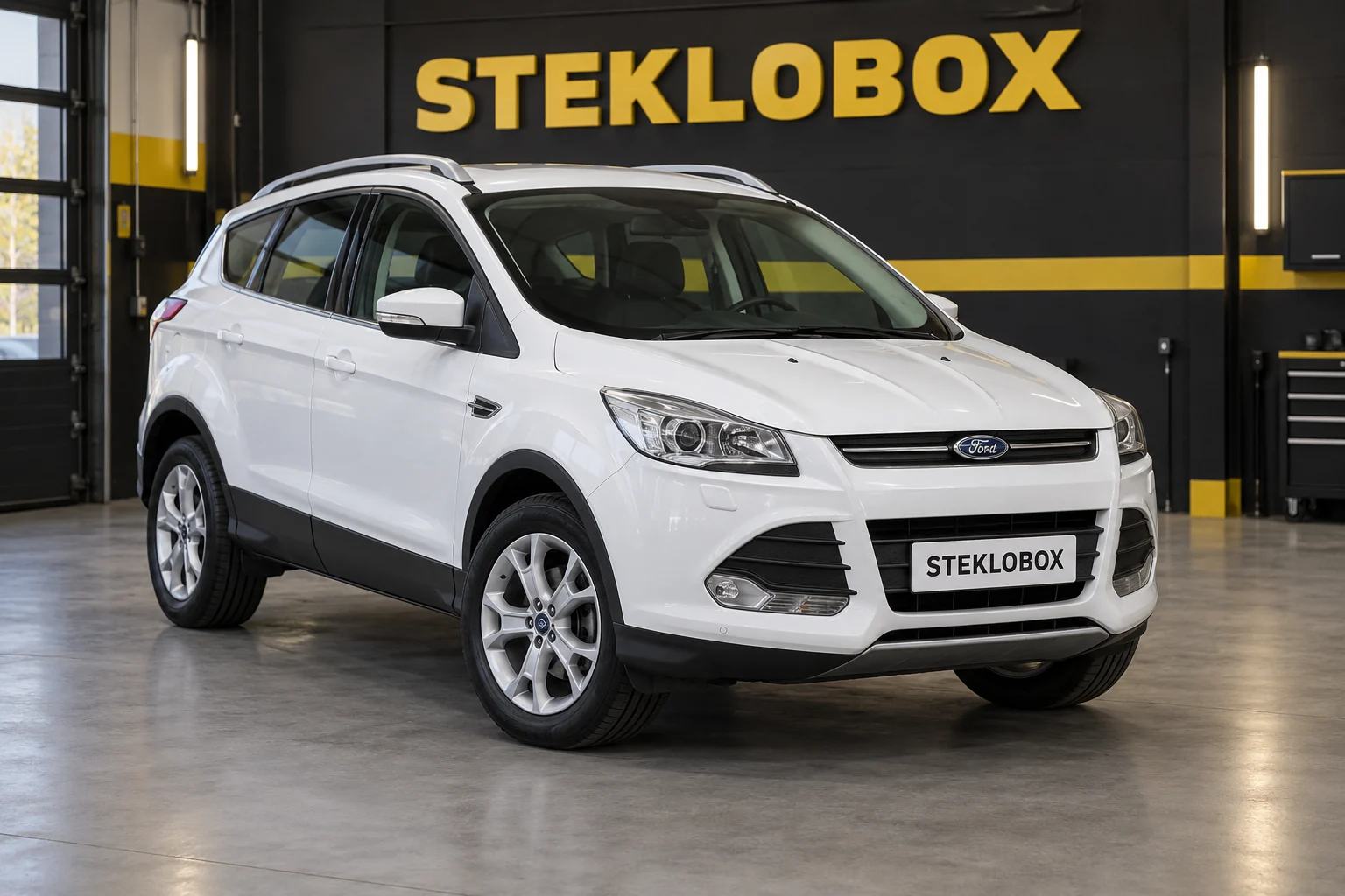 Ford Kuga II в установочном центре STEKLOBOX