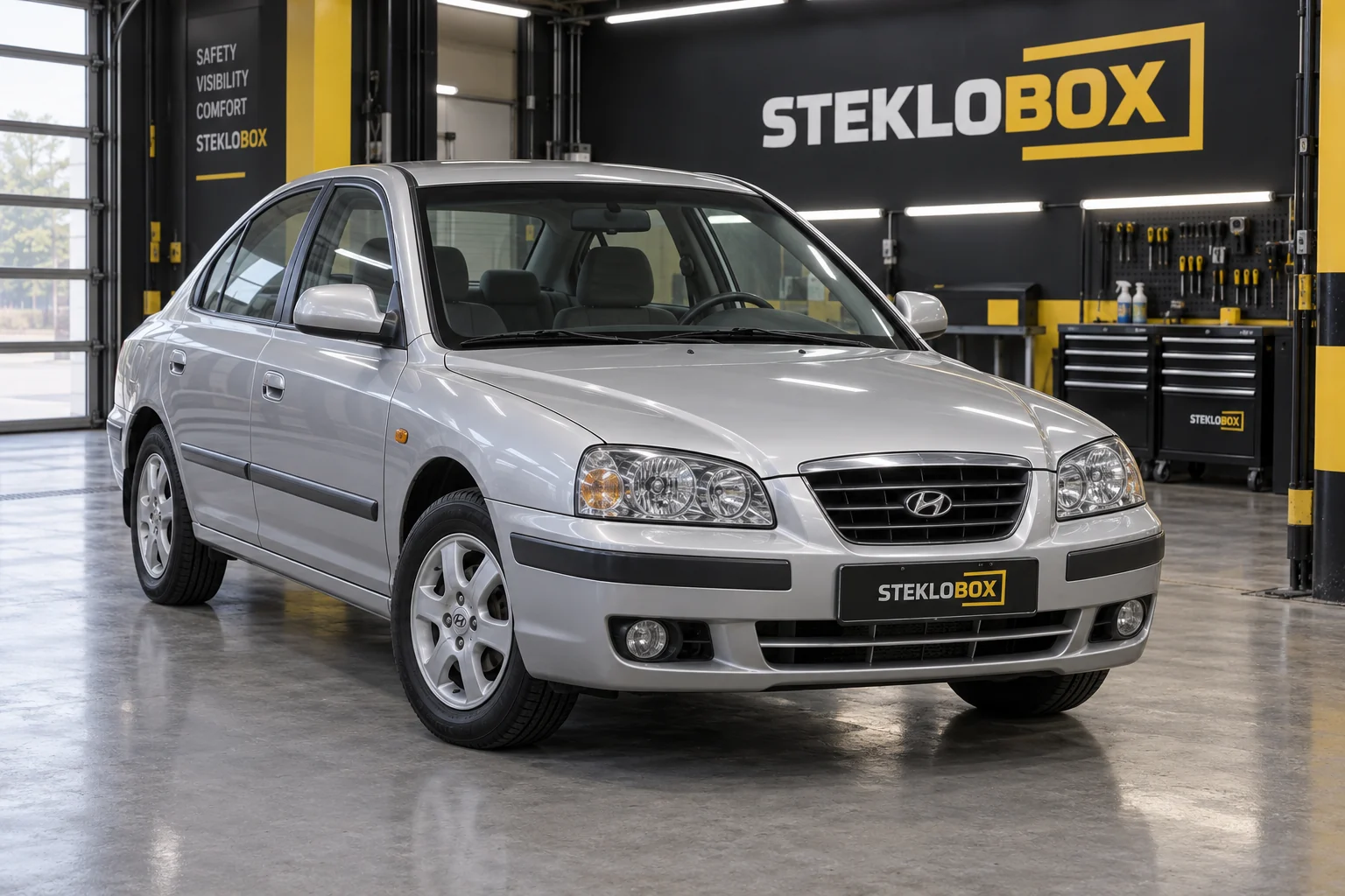 Hyundai Elantra III xd в установочном центре STEKLOBOX