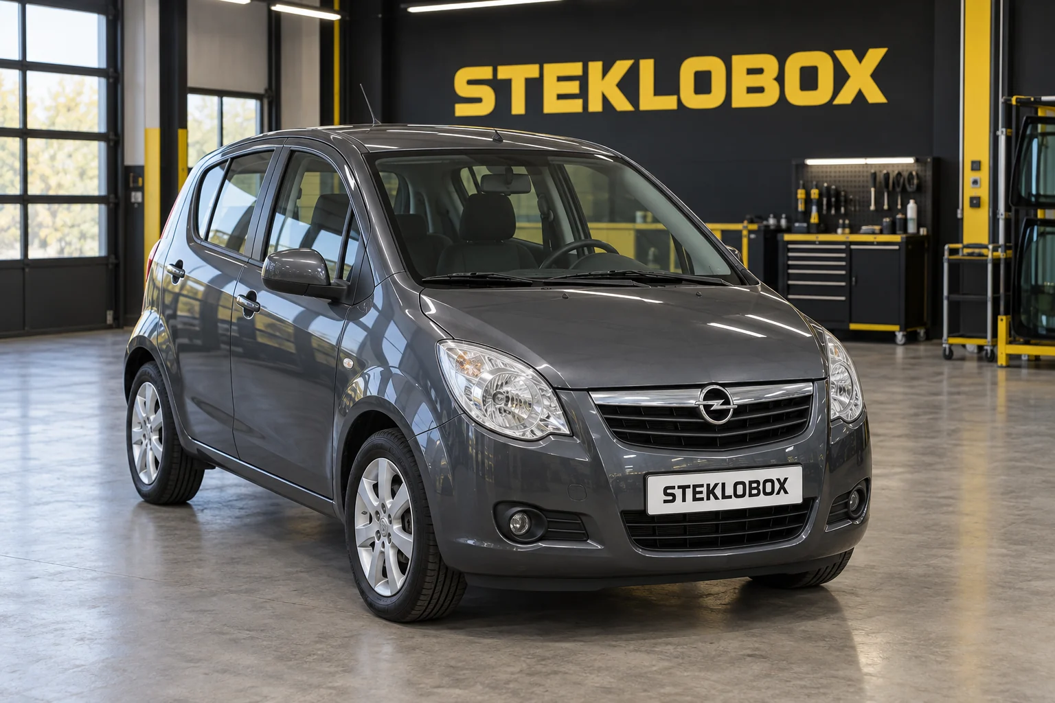 Opel Agila B в установочном центре STEKLOBOX